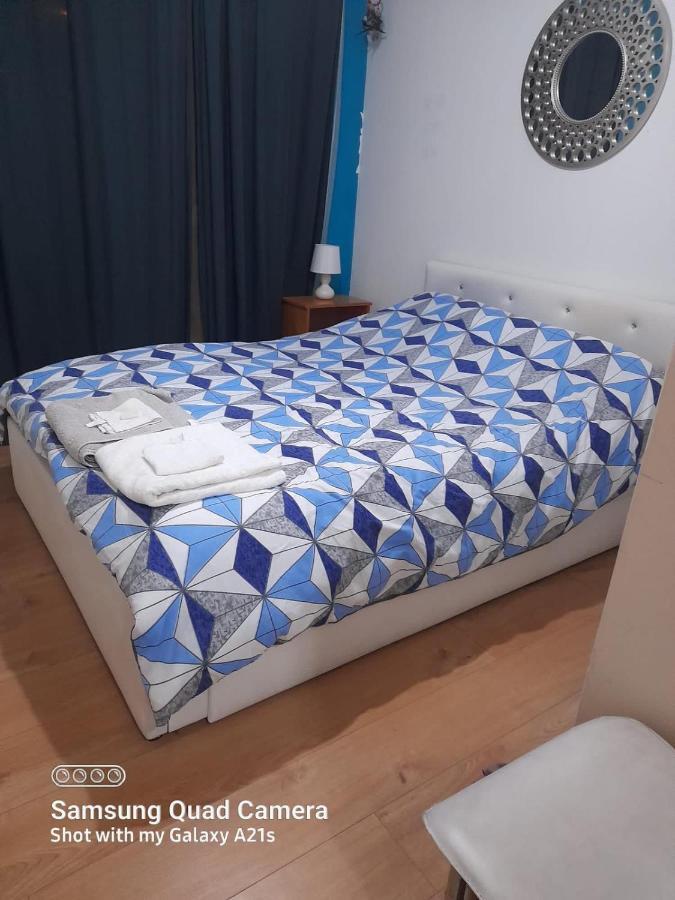 Beautiful 1 Bedroom Ground Floor With Shared Bathroom Апартаменты Лондон